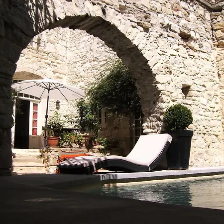 Maison D'hotes Les Remparts Bed & Breakfast